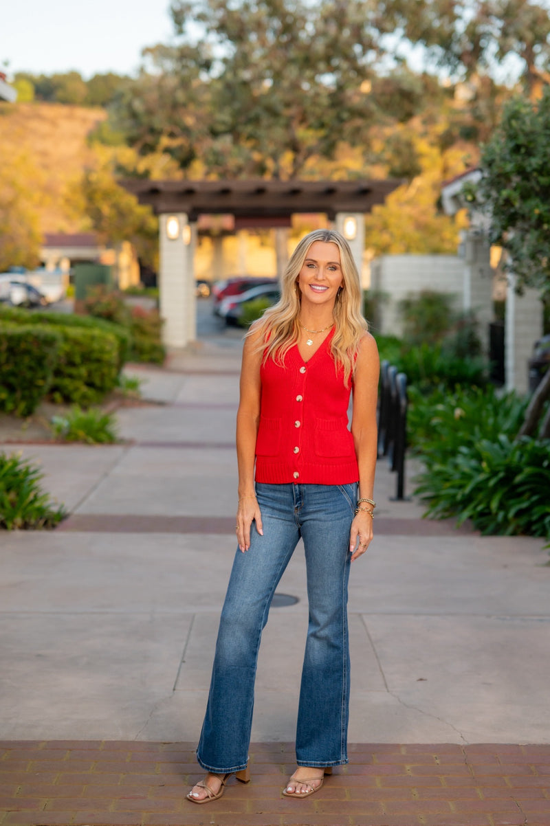 MEREDITH SWEATER VEST - RED