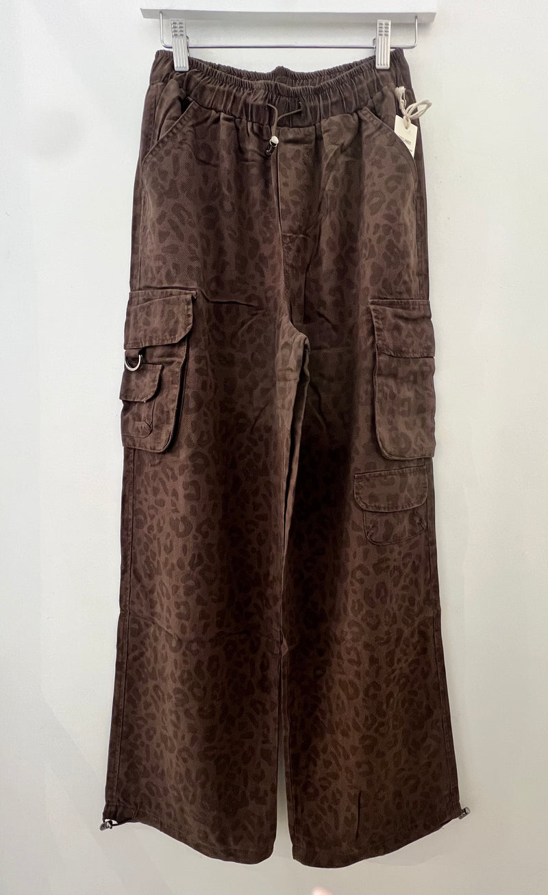 LEOPARD TENCEL CARGO PANT - CHOCOLATE