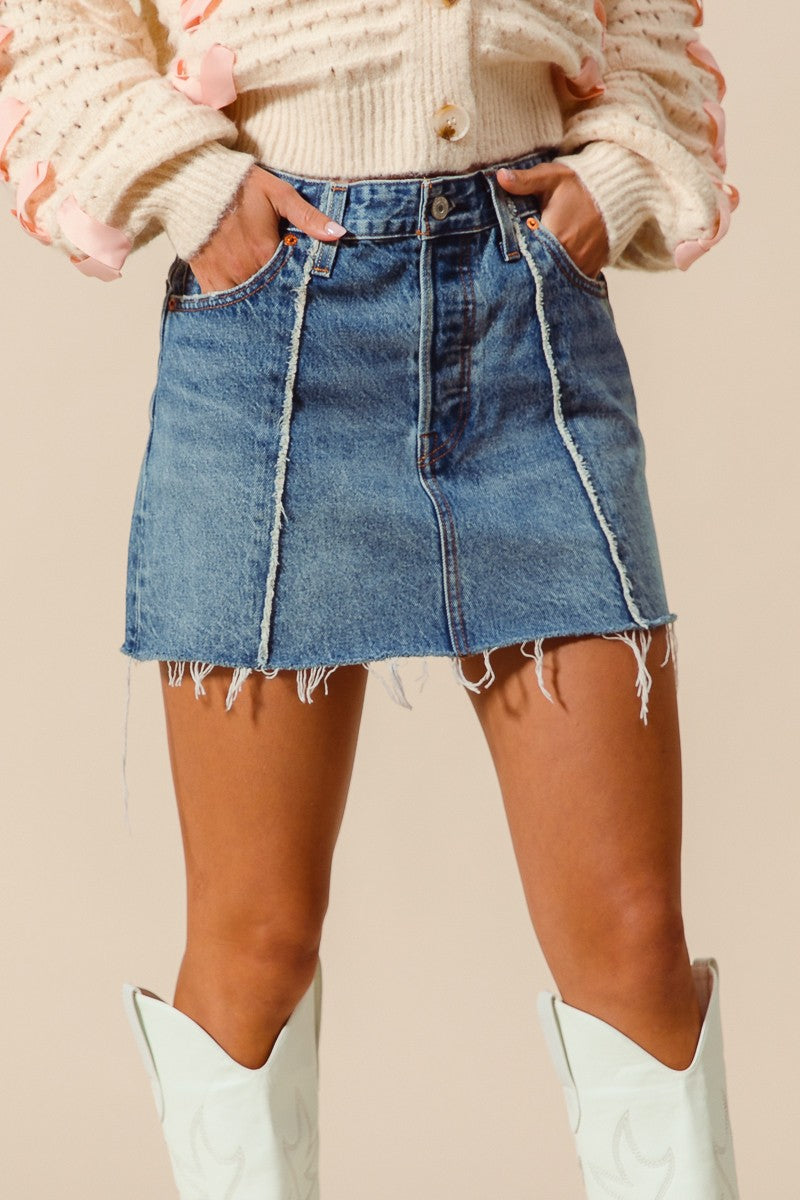 FRAYED HEM DENIM MINI SKIRT - DENIM