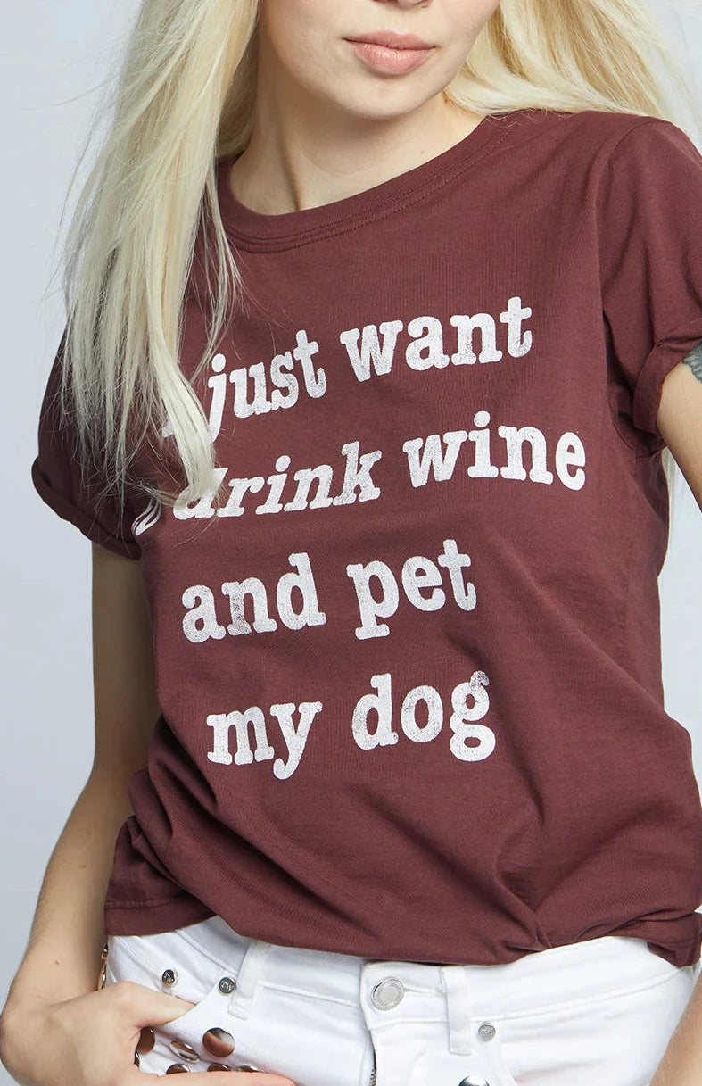 RECYCLED KARMA WINE AND DOG LOVER FITTED TEE - VINTAGE WINE