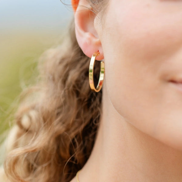 FLAT HOOP EARRINGS - GOLD