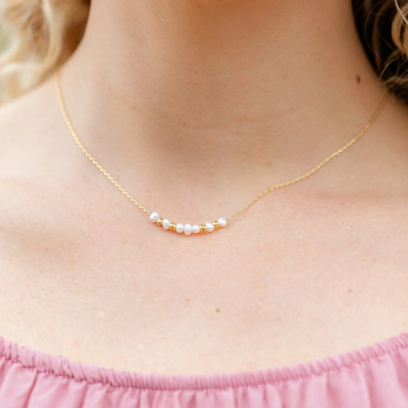 DELICATE PEARL ACCENTED NECKLACE - GOLD