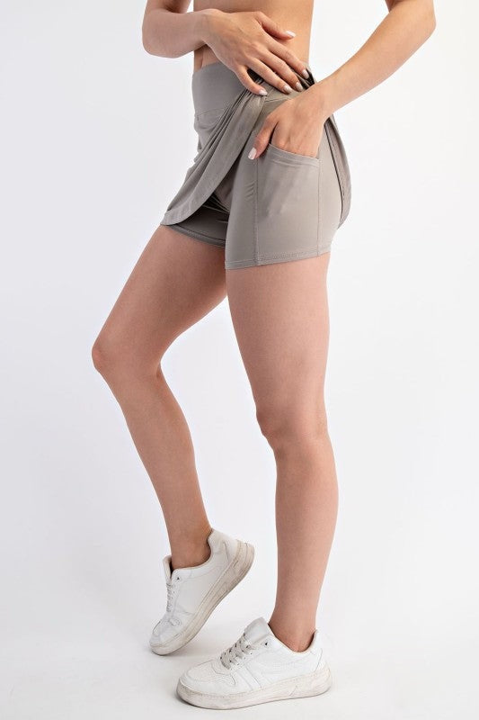 ATHLETIC BUTTER SKORT - STONE TAUPE