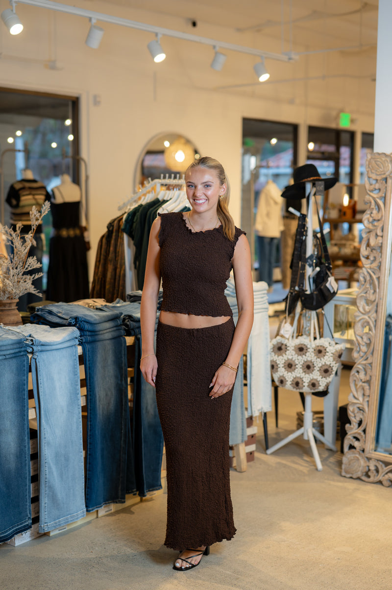 TEXTURED MAXI SKIRT - DARK BROWN