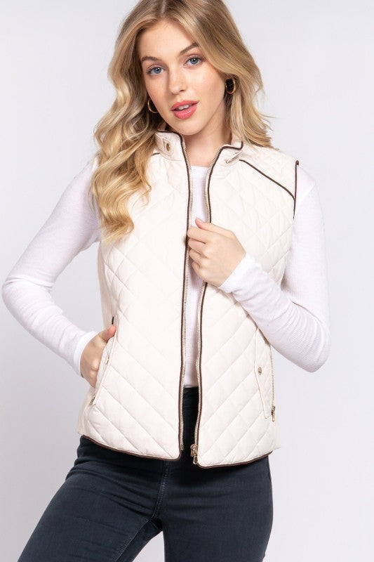 QUILTED VEST WITH PIPING DETAIL - IVORY