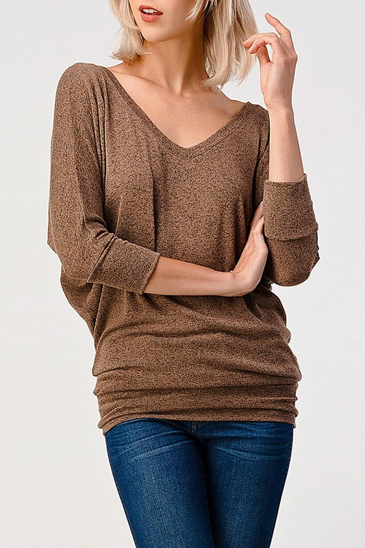 DOLMAN SLEEVE V-NECK TOP - MOCHA