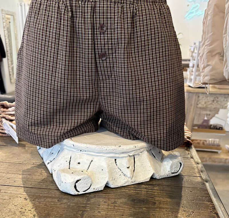 PLAID BOXER STYLE SHORTS - CHOCOLATE