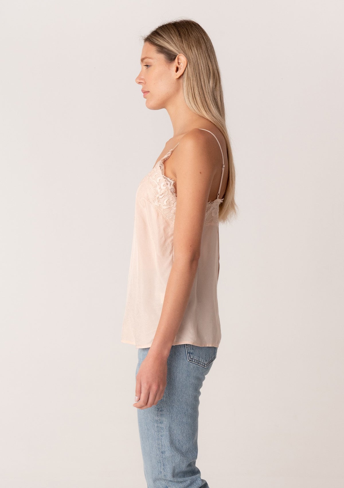 【SHALOM】24FW I DON'T KNOW LACE TOP (PEACH) shalom I Don'T Know Lace Top - Peach | International Store
