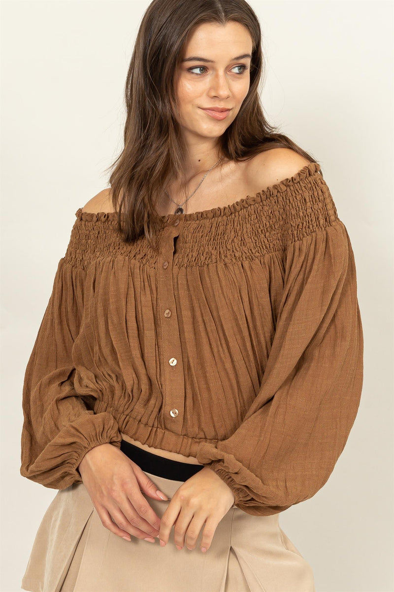 OFF THE SHOULDER SMOCKED BLOUSE - CAMEL