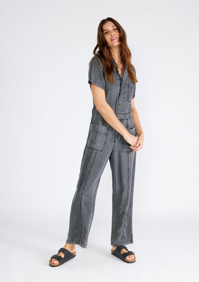 COLLARED BUTTON FRONT JUMPSUIT - ASH GREY