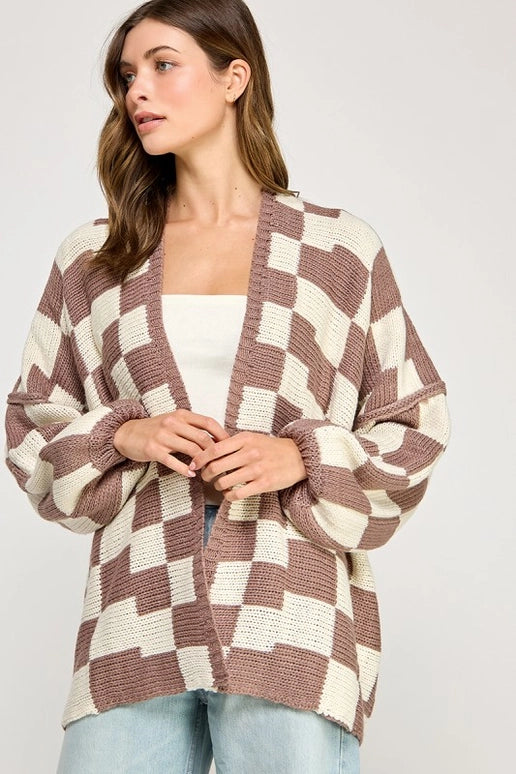 CHECKERED DROPPED SHOULDER CARDIGAN - WHITE/MINK