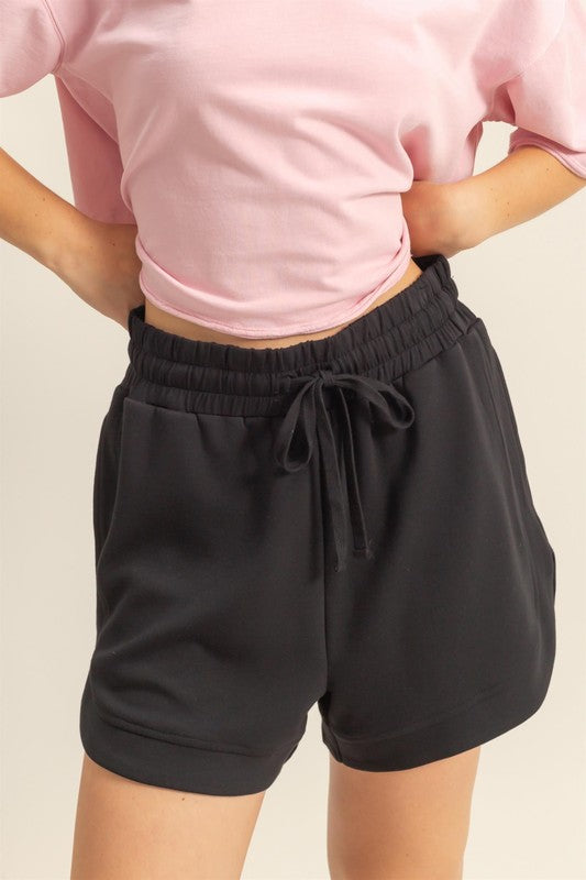 LIGHTWEIGHT DRAWSTRING SHORTS - BLACK