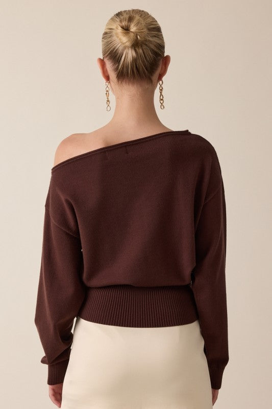 ONE SHOULDER KNIT SWEATER - DARK BROWN