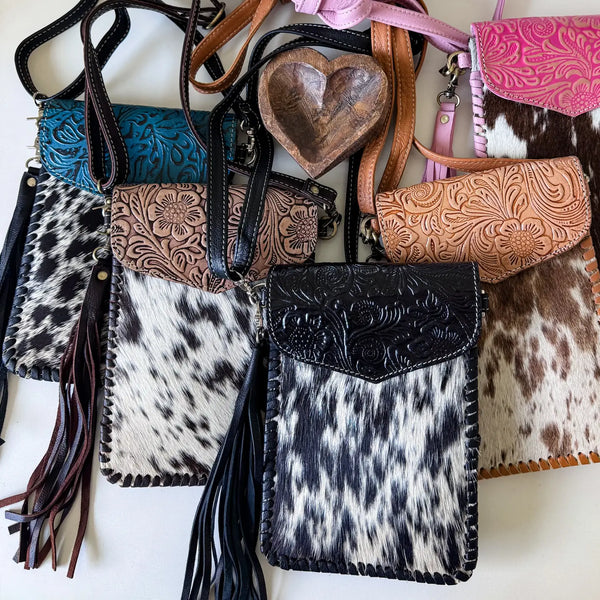 WESTERN COWHIDE PHONE CROSSBODY BAG - BLACK