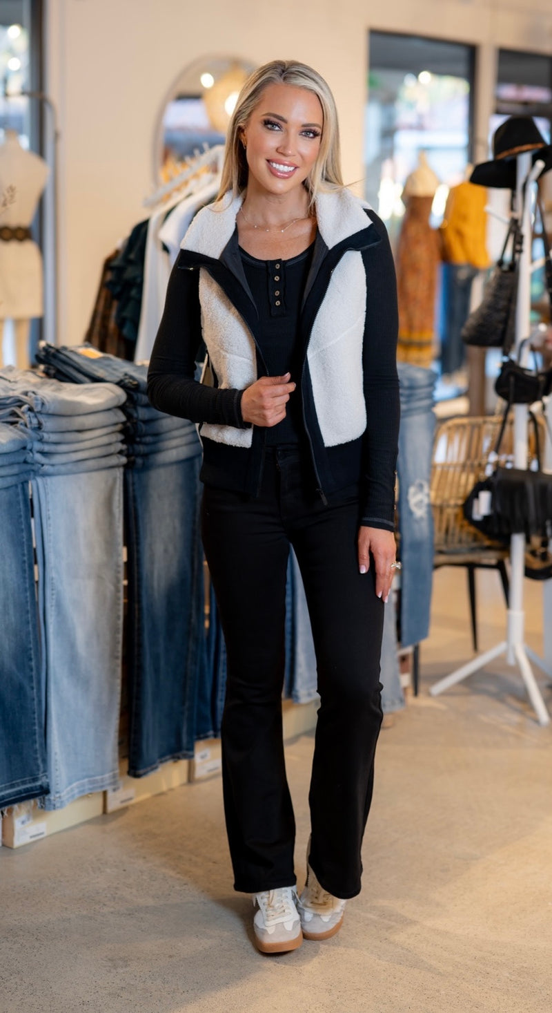 ELAN VANCOUVER VEST - OFF WHITE