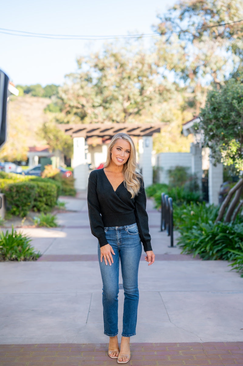 SURPLICE V-NECK SWEATER - BLACK