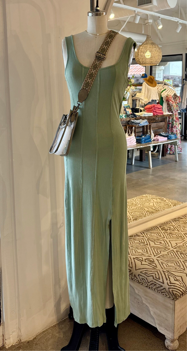 RIBBED KNIT MAXI DRESS - JADE
