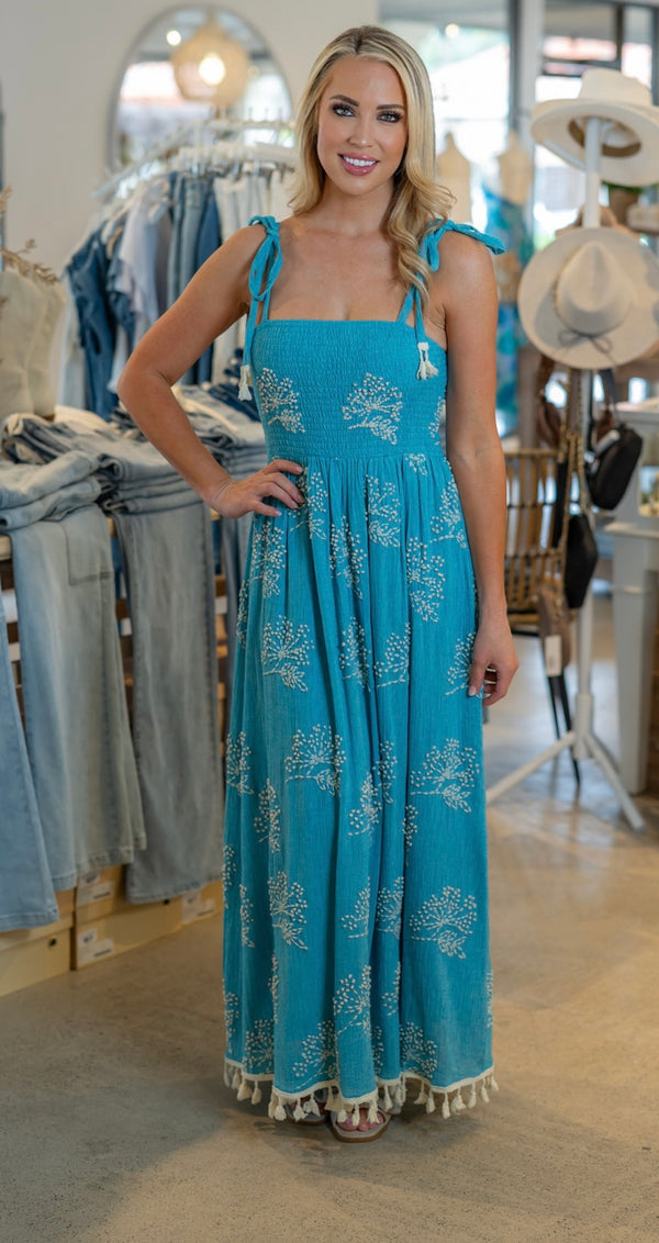 SMOCKED EMBROIDERED MAXI DRESS - MINT/IVORY