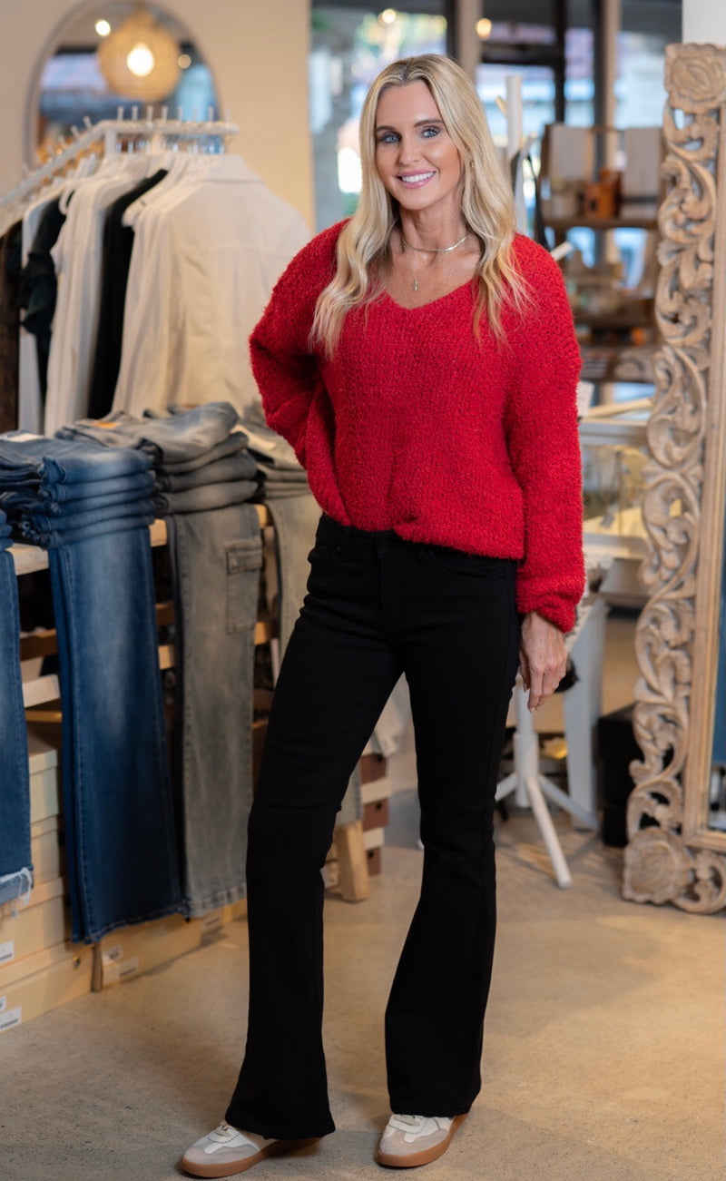 FLUFFY V-NECK CROPPED SWEATER - RED