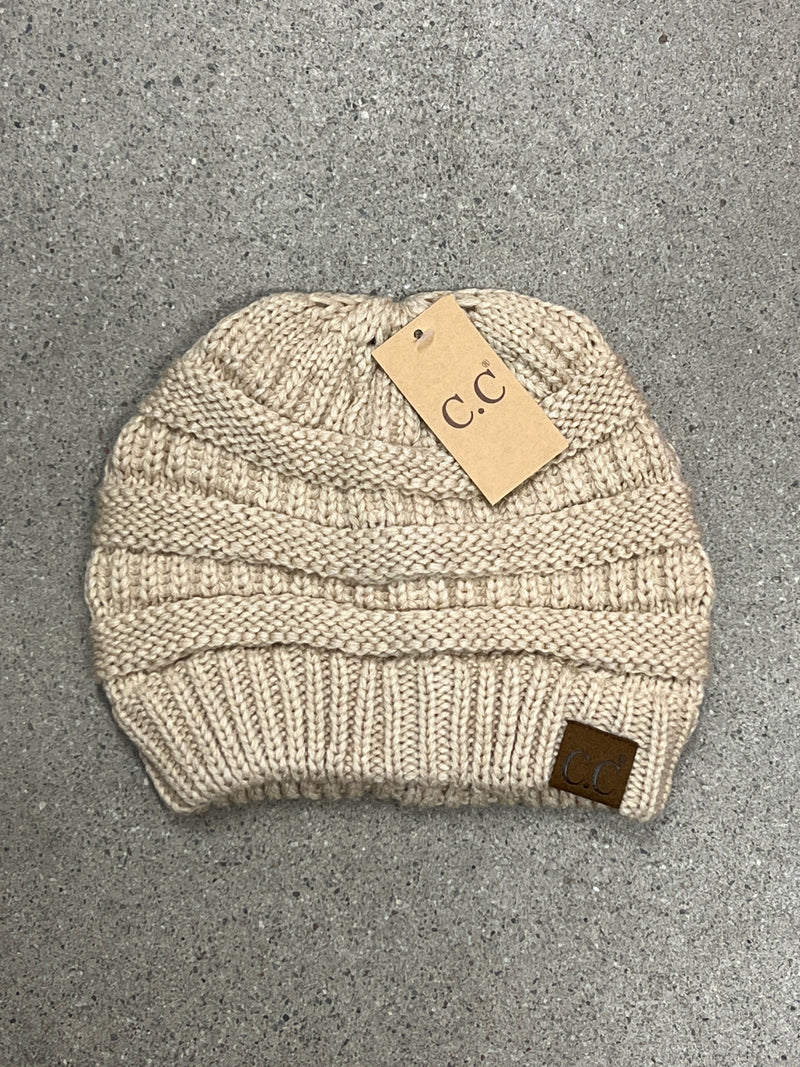 SOLID CABLE KNIT BEANIE - NEW BEIGE