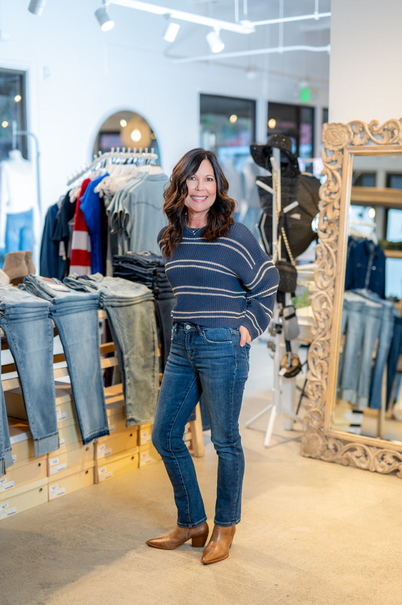 DOUBLE STRIPED OPEN KNIT SWEATER - NAVY/CREAM