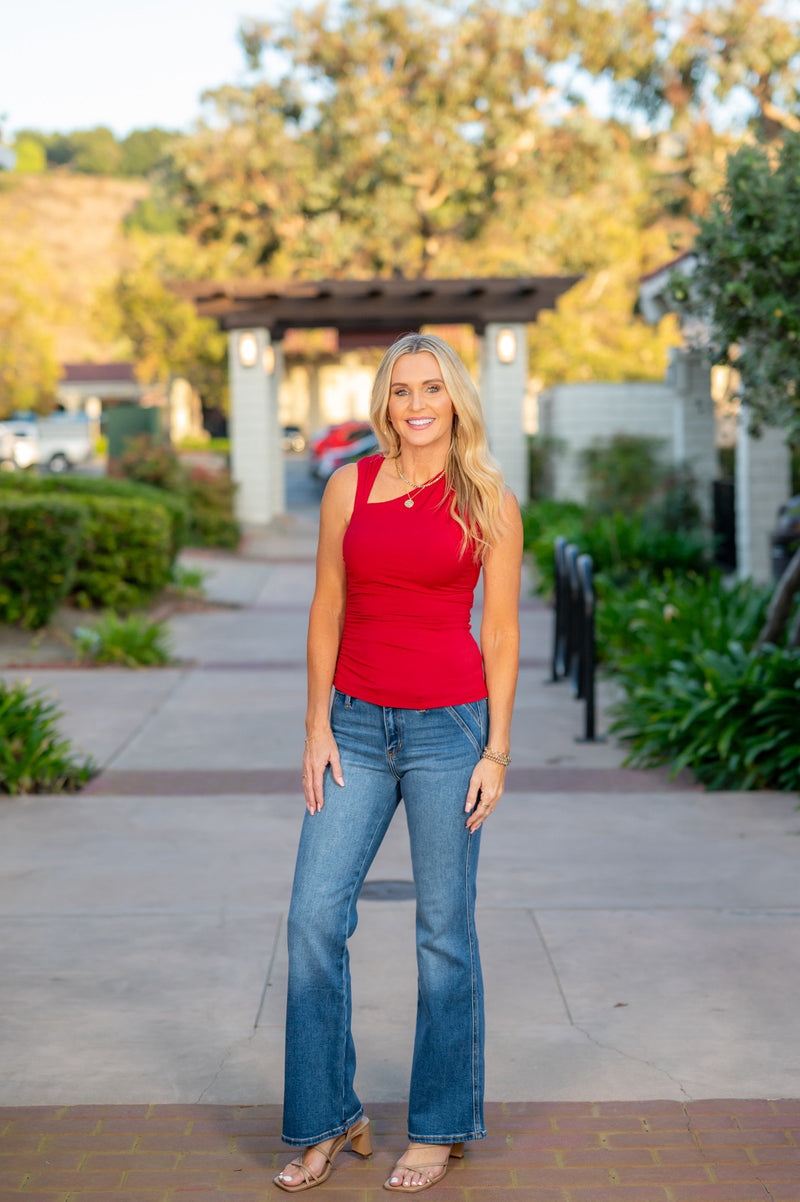 MIA ASYMMETRICAL KNIT TOP - SCARLET