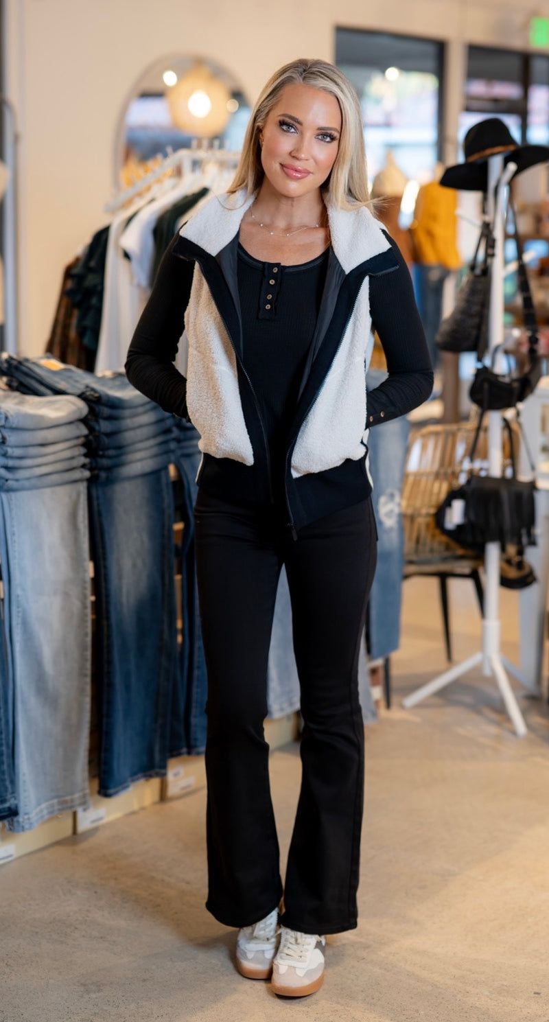 ELAN VANCOUVER VEST - OFF WHITE