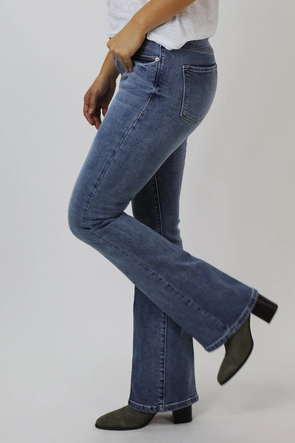 JAXTYN BOOTCUT JEAN - WAIKIKI