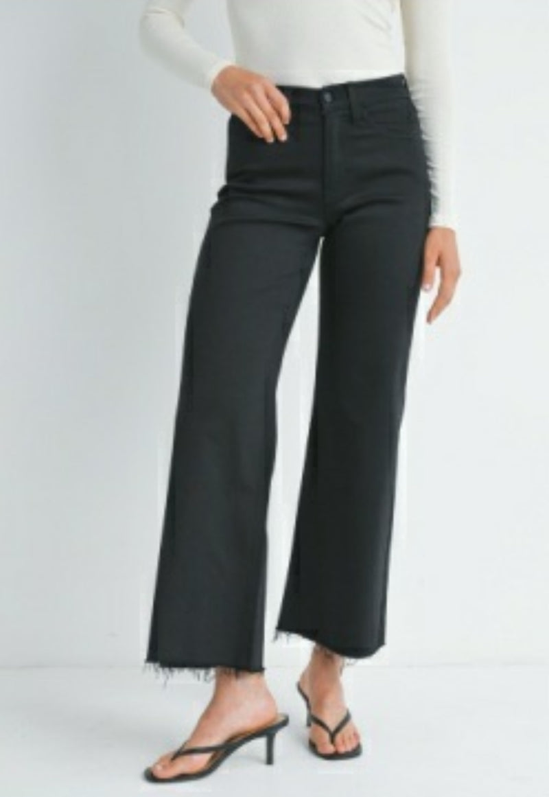 LONGER LENGTH WIDE LEG JEANS - BLACK