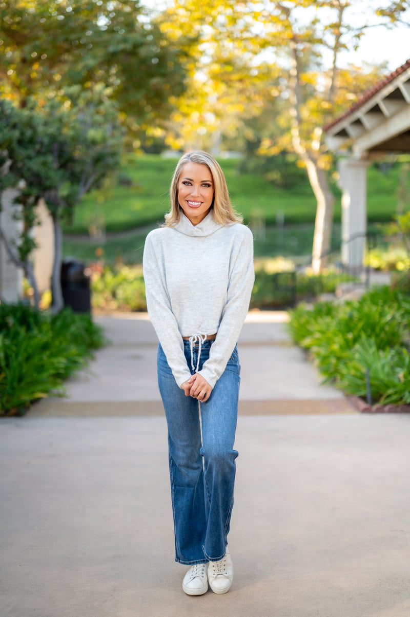 DRAWSTRING WAIST TURTLENECK SWEATER - GREY