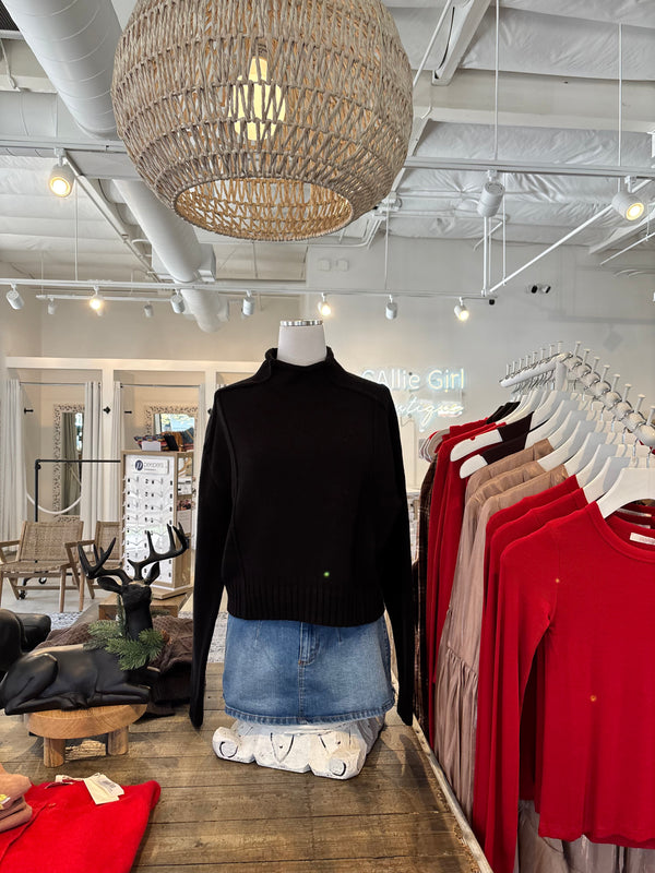 MOCK NECK RIBBED SWEATER - BLACK