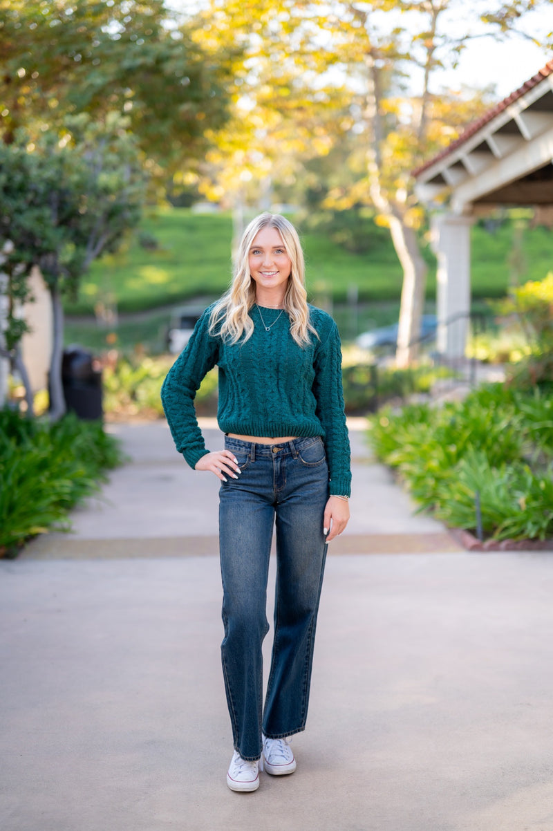 CABLE KNIT SWEATER - DARK GREEN