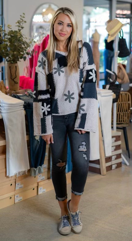 COLOR BLOCK HOODED SWEATER - ALMOND GREY MULTI
