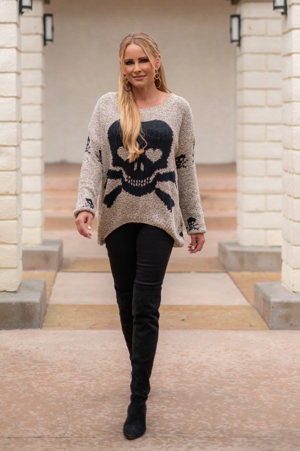 SKULL PRINT KNIT SWEATER - BEIGE/BLACK