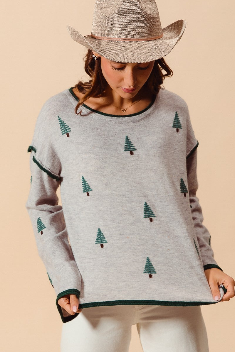 CHRISTMAS TREE EMBROIDERED SWEATER - HEATHER GREY