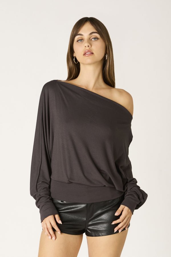 OFF SHOULDER JERSSEY KNIT TOP - SABLE