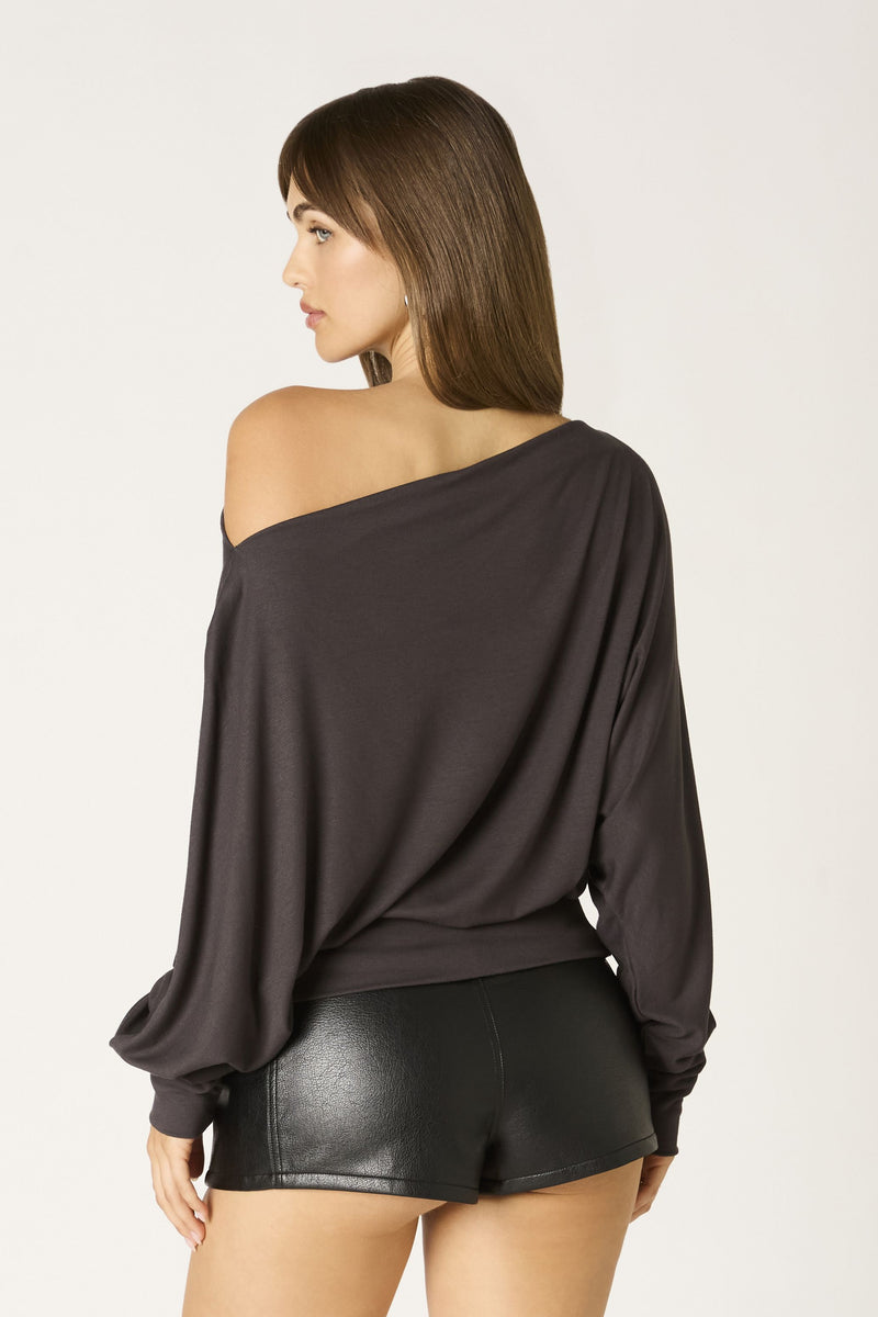 OFF SHOULDER JERSSEY KNIT TOP - SABLE