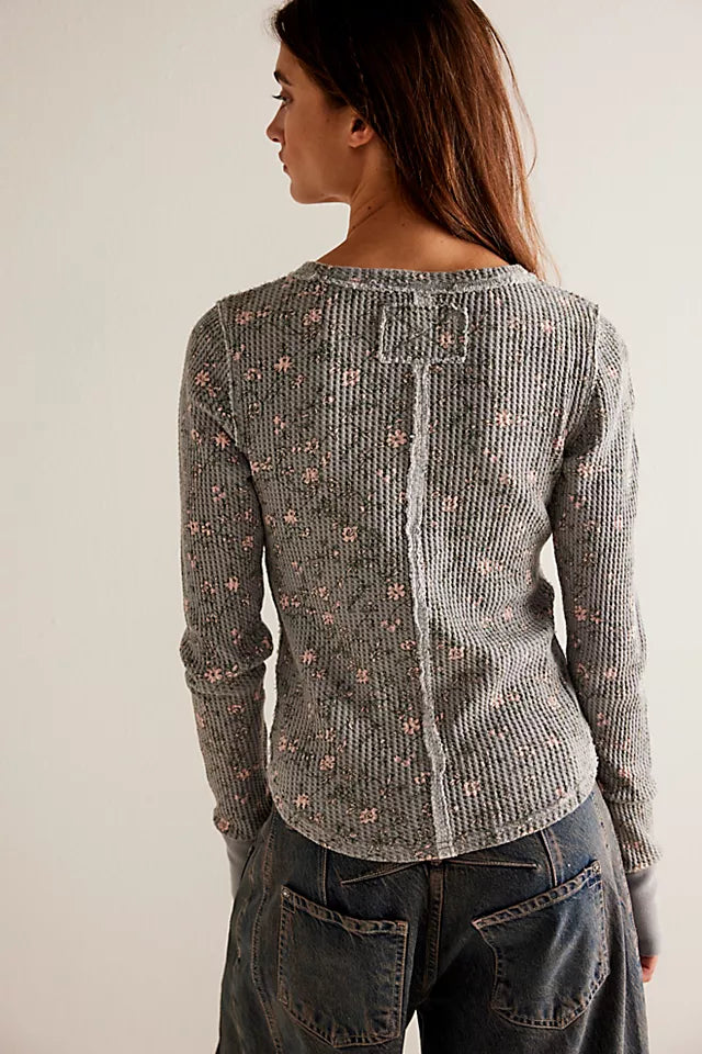 FREE PEOPLE WE THE FREE PRETTY LITTLE THERMAL - SAGE COMBO