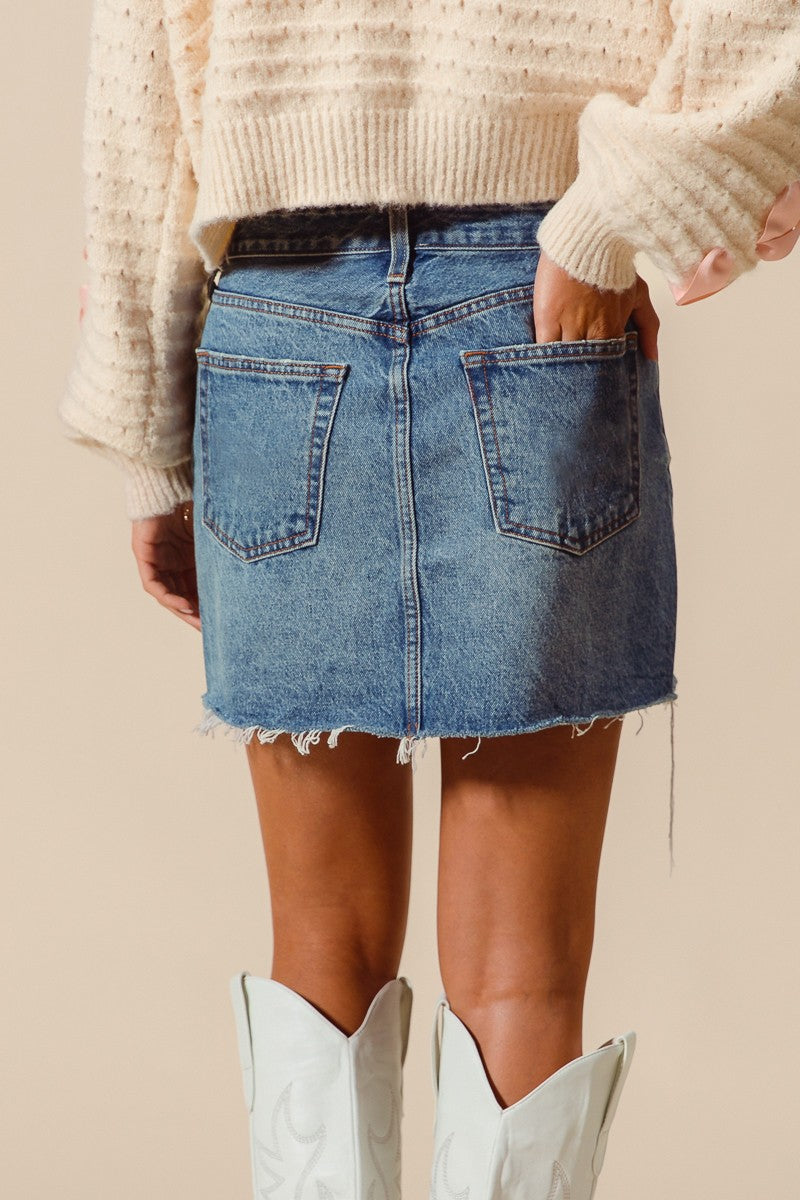 FRAYED HEM DENIM MINI SKIRT - DENIM