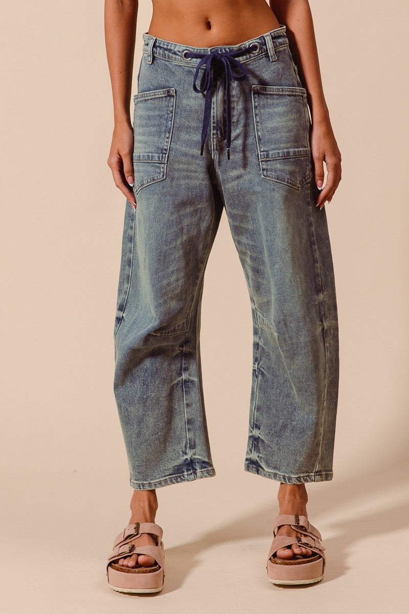 MID RISE BARREL JEANS - DENIM