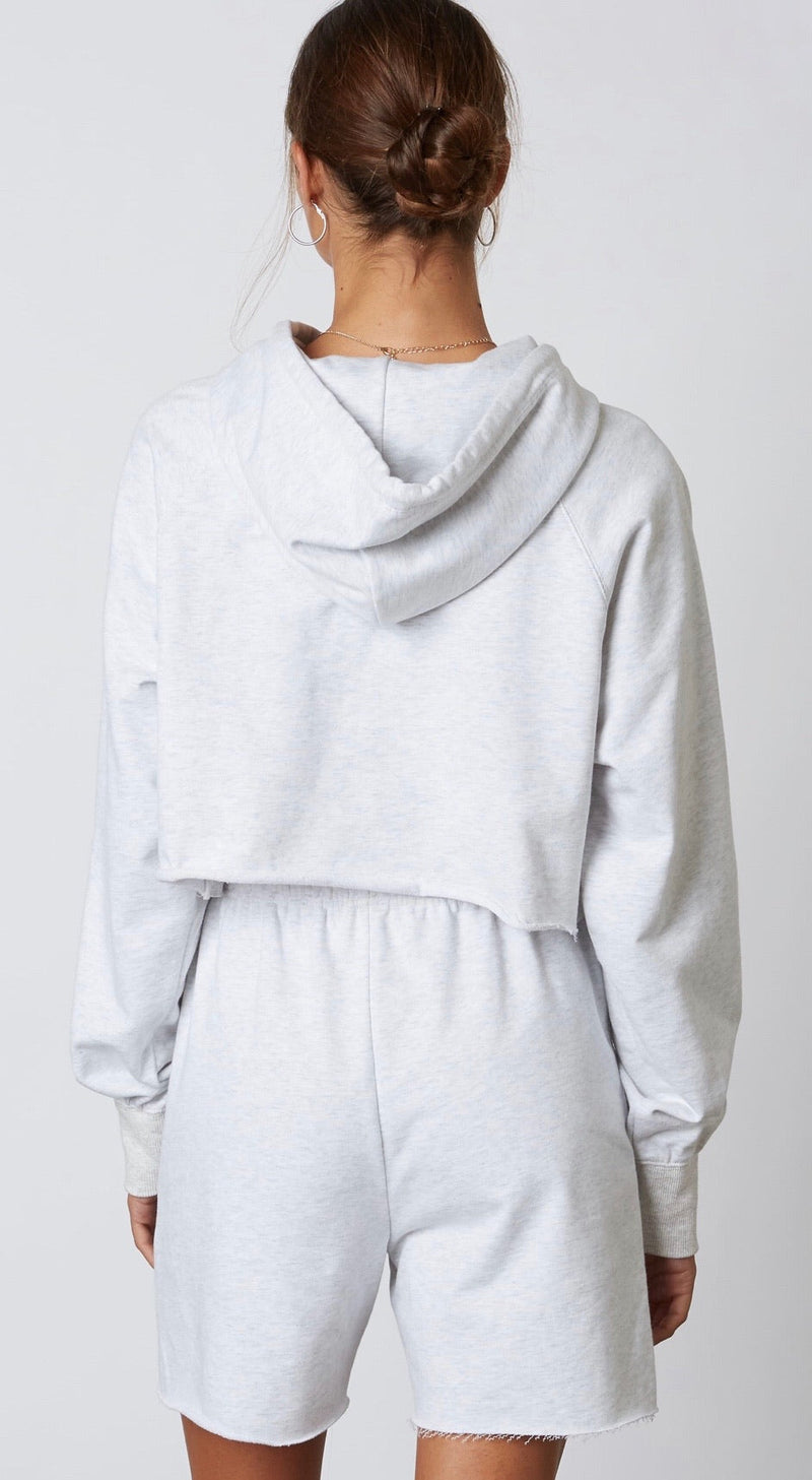 EXTRA CROPPED RAW HEM HOODIE ASH