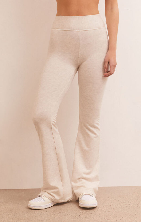 Z SUPPLY EVERYDAY FLARE PANT - LIGHT OATMEAL