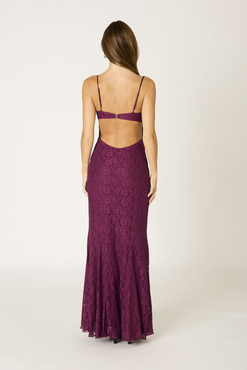 LACE SLIM FIT MAXI DRESS - PLUM