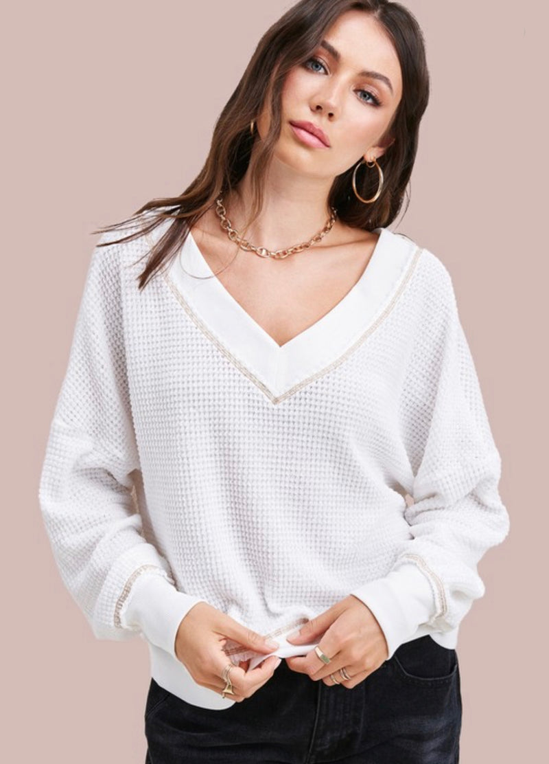 OVERSIZED V-NECK WAFFLE SWEATER - WHITE