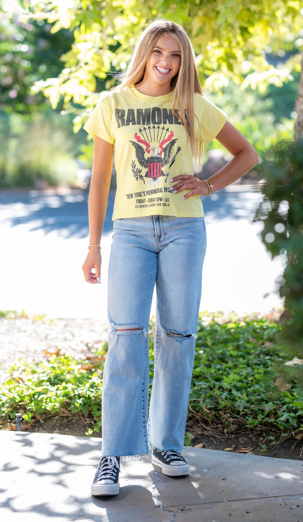 DAYDREAMER THE RAMONES BOWERY AND BLEEKER TEE - SUNFADED CITRON