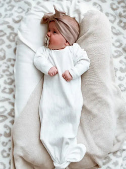 ORGANIC NEWBORN BABY KNOT GOWN - WHITE