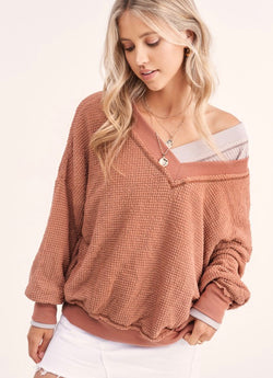 OVERSIZED V-NECK WAFFLE SWEATER - GINGER