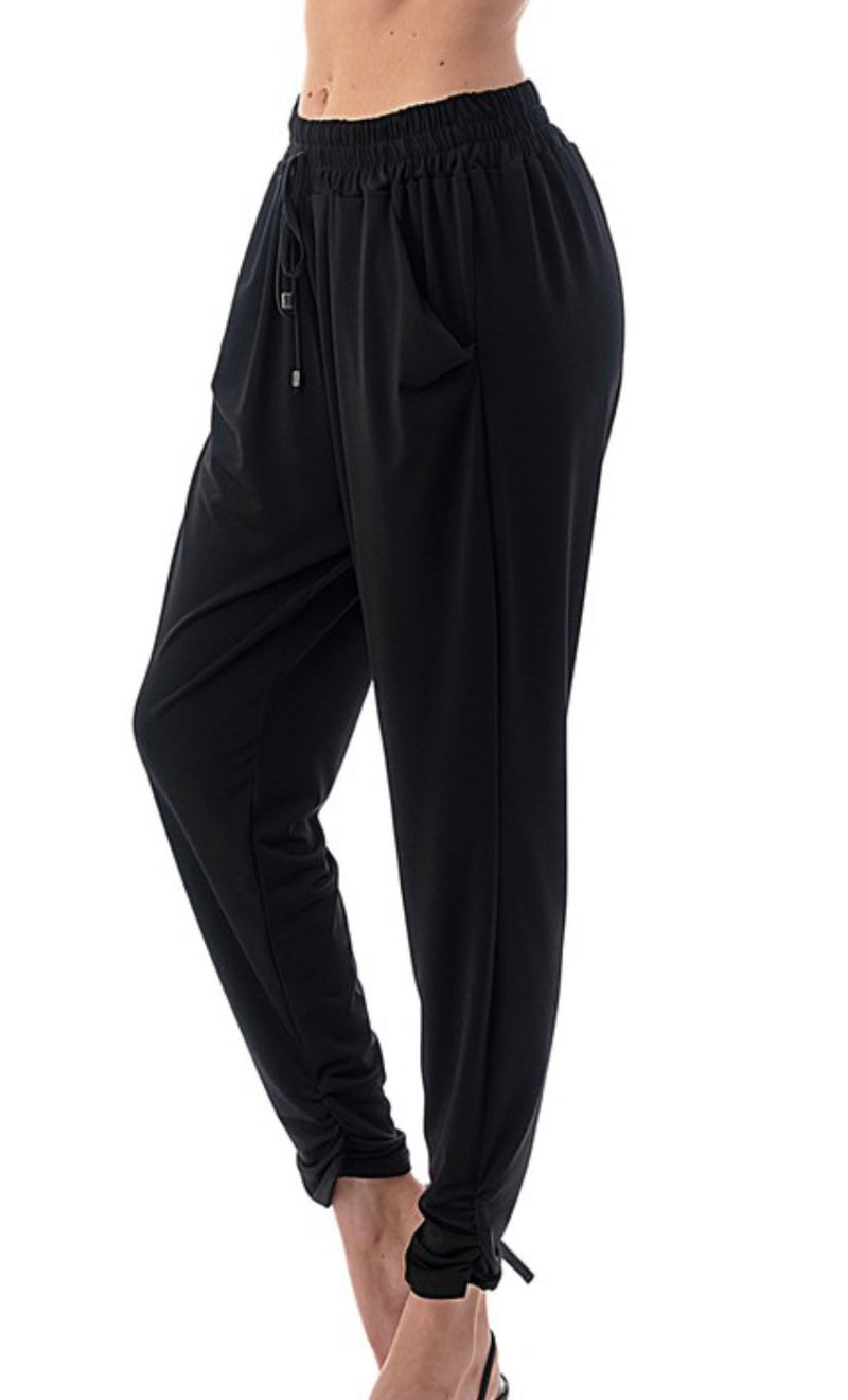 RUCHED ANKLE  JOGGERS - BLACK